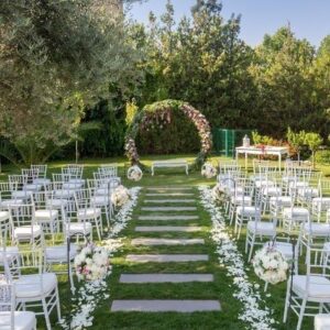 Scaun chiavari alb perlat